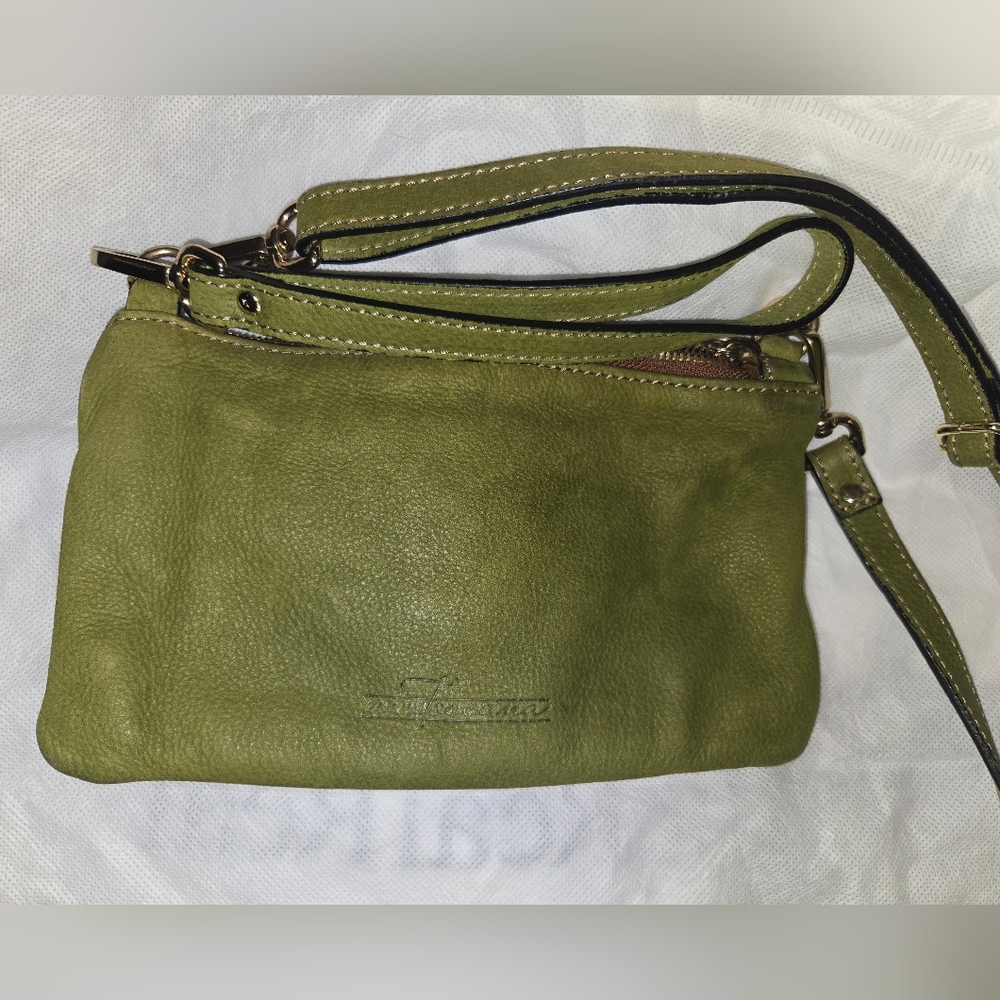 Toscana Leather Crossbody/Wristlet